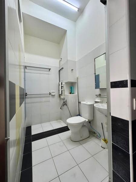 2-storey Terraced House for Sale in Setia Tropika (Johor Bahru) - Jee Hui - Bathroom - PropertyGuru.com.my
