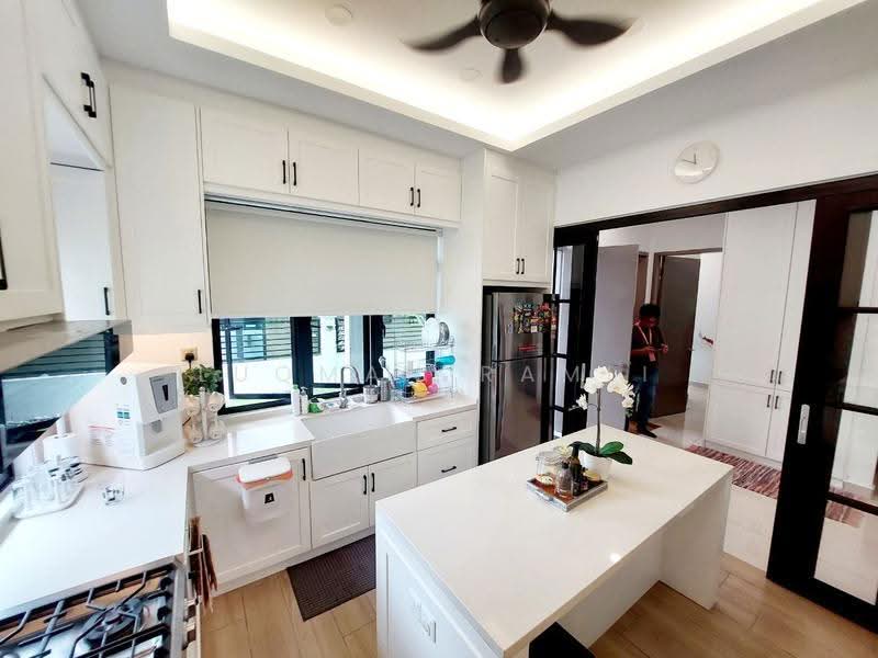 Semi-Detached House for Sale in Shah Alam (Selangor) - Luqman Ramli - Kitchen - PropertyGuru.com.my