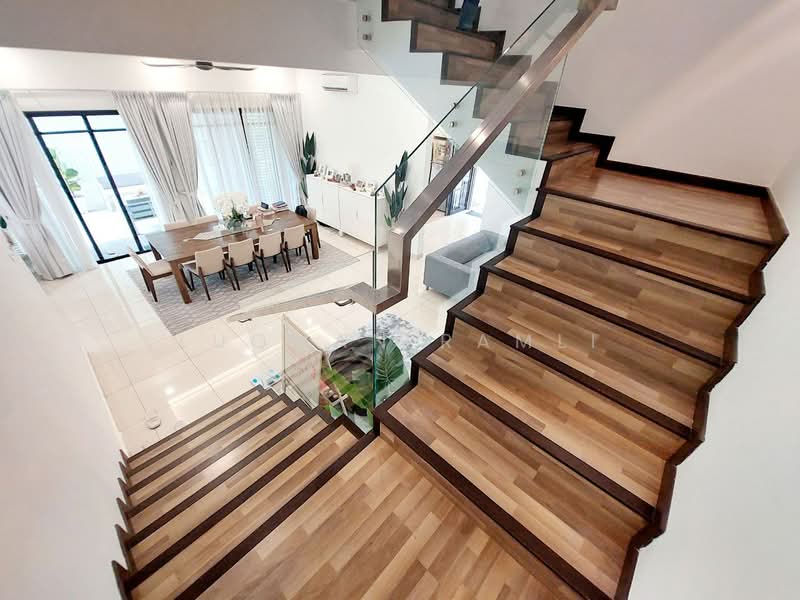 Semi-Detached House for Sale in Shah Alam (Selangor) - Luqman Ramli - Dining Room - PropertyGuru.com.my