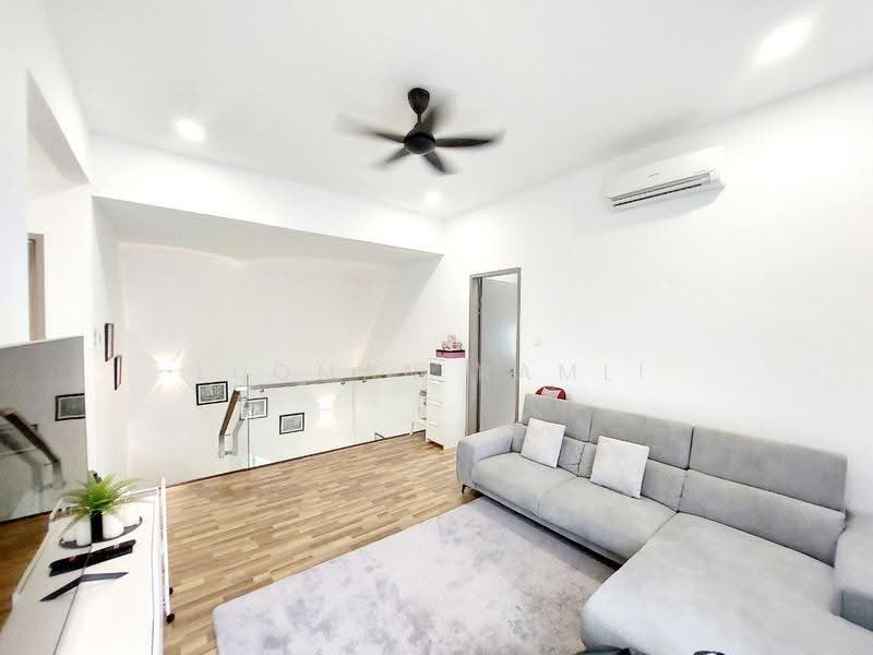 Semi-Detached House for Sale in Shah Alam (Selangor) - Luqman Ramli - Living Room - PropertyGuru.com.my