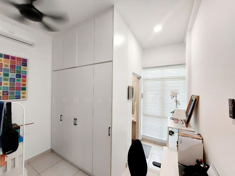 Semi-Detached House for Sale in Shah Alam (Selangor) - Luqman Ramli - Study - PropertyGuru.com.my