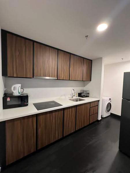 Kediaman Servis untuk Dijual di UNA Serviced Apartment - Keith Foo - Kitchen - PropertyGuru.com.my