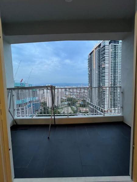 Kediaman Servis untuk Dijual di UNA Serviced Apartment - Keith Foo - Balcony - PropertyGuru.com.my