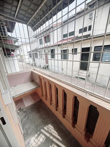 Rumah Teres 2-Tingkat untuk Dijual di Taman Johor Jaya (Johor Bahru) - John Pharn - Exterior - PropertyGuru.com.my