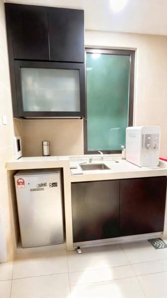 Service Residence for Sale at Wave @ Marina Cove - Rain Ng - Kitchen - PropertyGuru.com.my