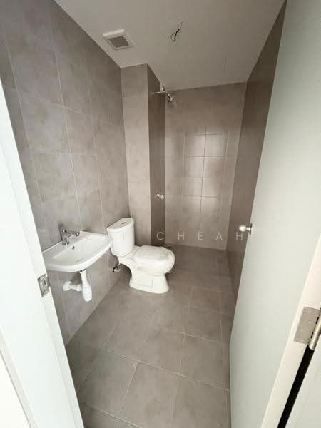 Service Residence for Sale at One Equine - Jeff Cheah - Bathroom - PropertyGuru.com.my