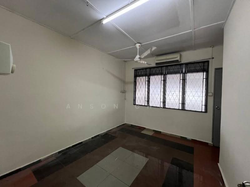 Rumah Teres 2-Tingkat untuk Disewa di Taman Johor Jaya (Johor Bahru) - Anson Chua - Interior - PropertyGuru.com.my