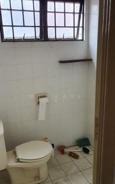 Rumah Teres 2-Tingkat untuk Dijual di Bandar Utama 7 (Bandar Utama) - Michael Kei - Bathroom - PropertyGuru.com.my