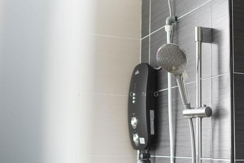 Kediaman Servis untuk Dijual di Manhattan - Jasz Ong - Bathroom - PropertyGuru.com.my