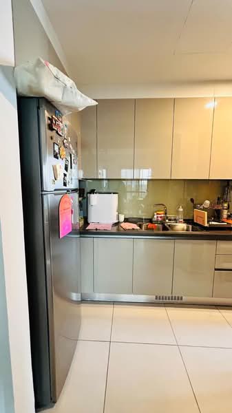 Service Residence for Sale at Ativo Suites @ Damansara Avenue - Lucas Lim - Kitchen - PropertyGuru.com.my