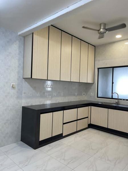 Rumah Teres untuk Disewa di Taman Johor Jaya (Johor Bahru) - JOANNE YONG - Kitchen - PropertyGuru.com.my