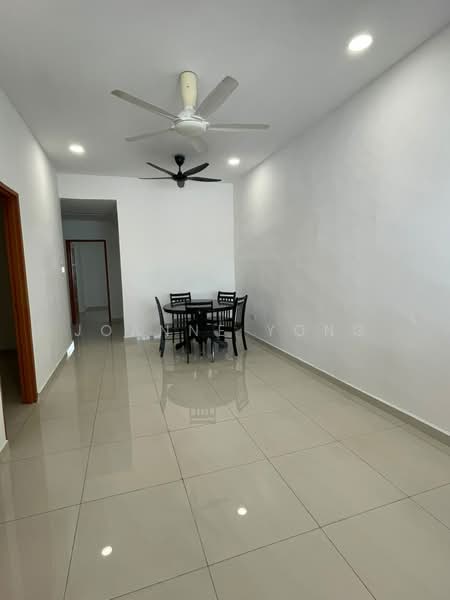 Rumah Teres untuk Disewa di Taman Johor Jaya (Johor Bahru) - JOANNE YONG - Dining Room - PropertyGuru.com.my