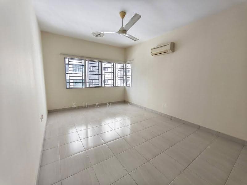 Kediaman Servis untuk Dijual di Koi Kinrara - Shan Shan - Interior - PropertyGuru.com.my
