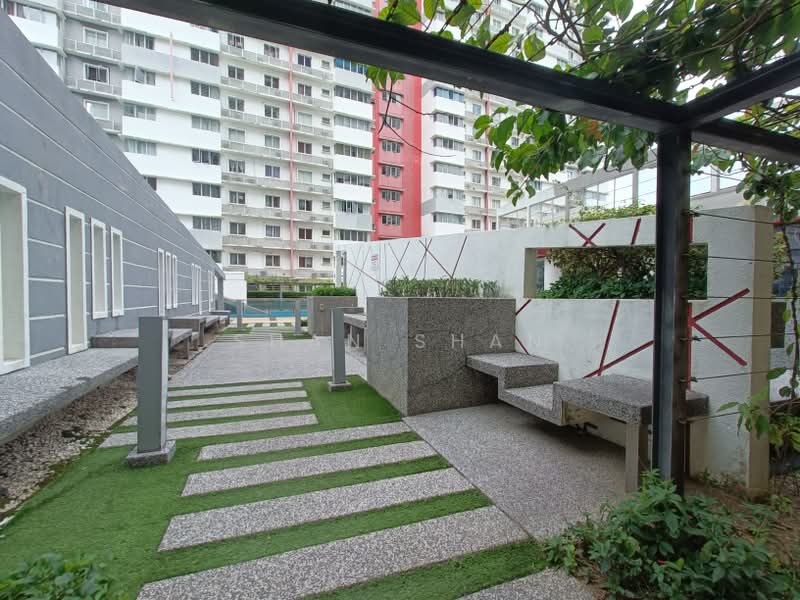 Kediaman Servis untuk Dijual di Koi Kinrara - Shan Shan - Exterior - PropertyGuru.com.my