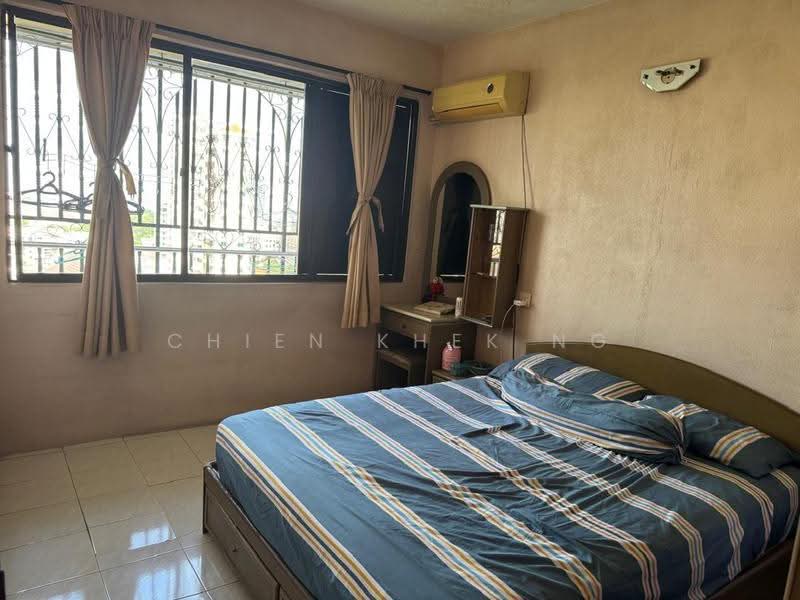 Pangsapuri untuk Dijual di Desa Green - Chien Khek Ng - Bedroom - PropertyGuru.com.my