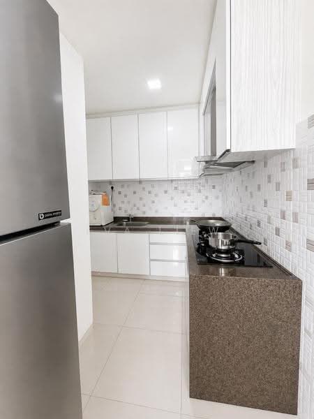 Kondominium untuk Dijual di Straits Garden Condominium - Eva Liew - Kitchen - PropertyGuru.com.my