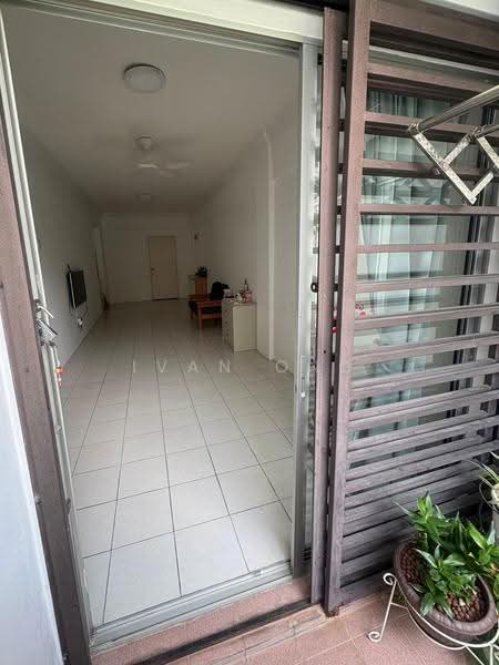 Pangsapuri untuk Dijual di Sri Selera Court Apartment - Ivan Ong - Living Room - PropertyGuru.com.my