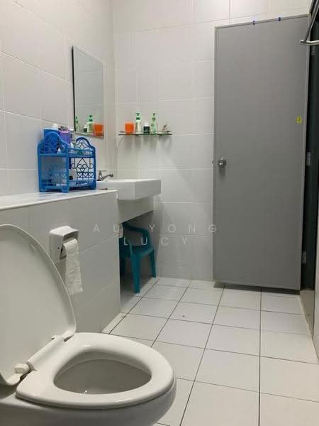 Service Residence for Sale at D'Ambience Residences (Pangsapuri Ikatan Flora) - Au Yong Lucy - Bathroom - PropertyGuru.com.my