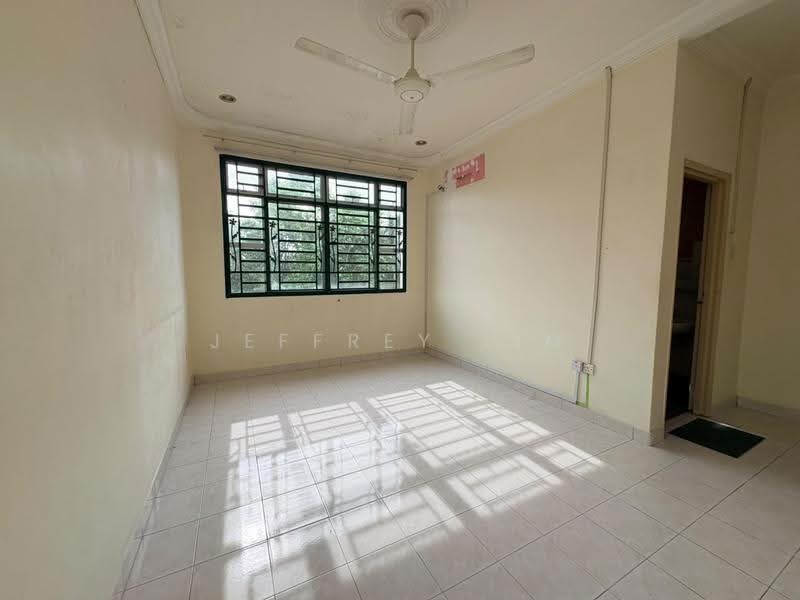 Terraced House for Sale in Taman Nusa Damai (Pasir Gudang) - Jeffrey Lim - Interior - PropertyGuru.com.my