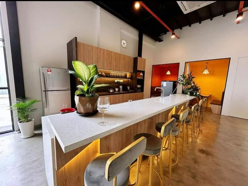 Cluster Factory for Sale in Eco Business Park 1 (Johor Bahru) - Phang Elainne - Kitchen - PropertyGuru.com.my