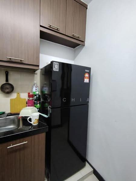 Apartment for Rent at Lake View Suites - Ziv Chiam - Kitchen - PropertyGuru.com.my