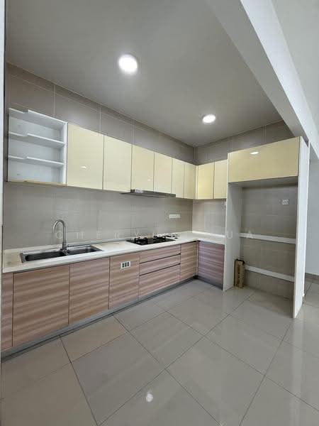 Service Residence for Sale at V-Residensi 2 - Cheryl Chua - Kitchen - PropertyGuru.com.my