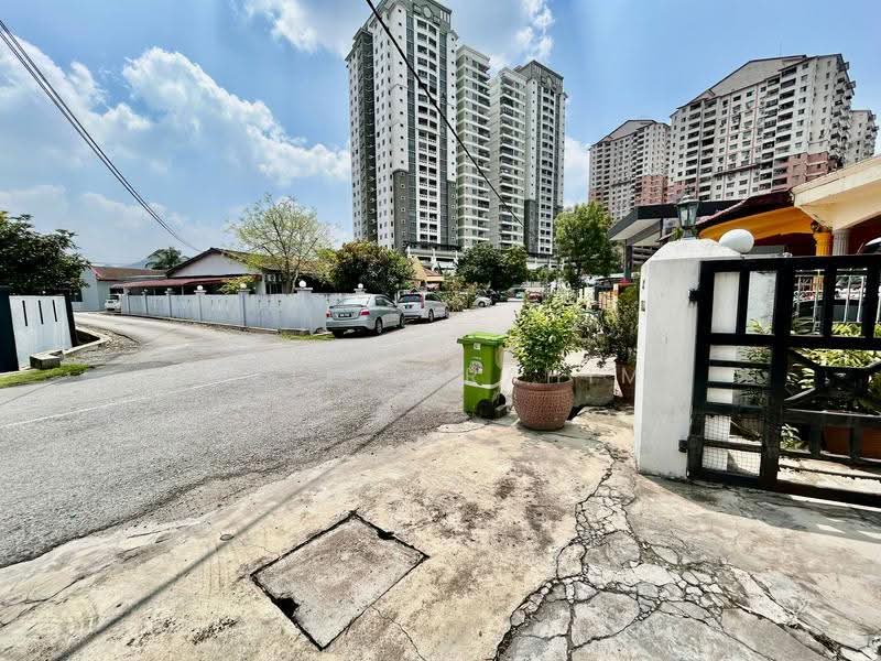 Rumah Teres 1.5-Tingkat untuk Dijual di Setapak (Kuala Lumpur) - Azli Ibrahim - Exterior - PropertyGuru.com.my