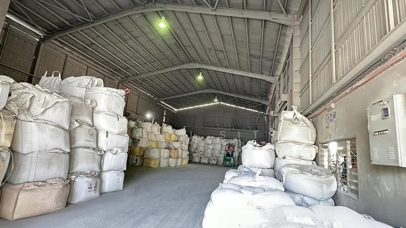 Kilang untuk Dijual di Kawasan Perindustrian Pengkalan II (Sungai Terap) - Yuki Sit - Interior - PropertyGuru.com.my
