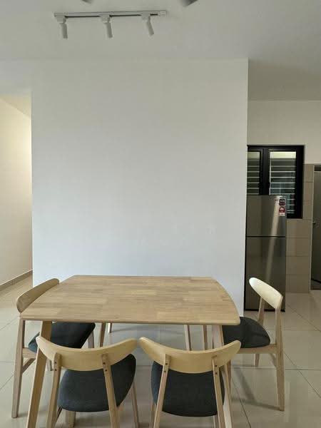 Kondominium untuk Dijual di Residensi Bintang - Volster Leng - Dining Room - PropertyGuru.com.my