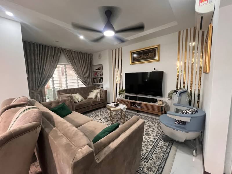 2-storey Terraced House for Sale in Shah Alam (Selangor) - Hartini Binti Ismail - Living Room - PropertyGuru.com.my