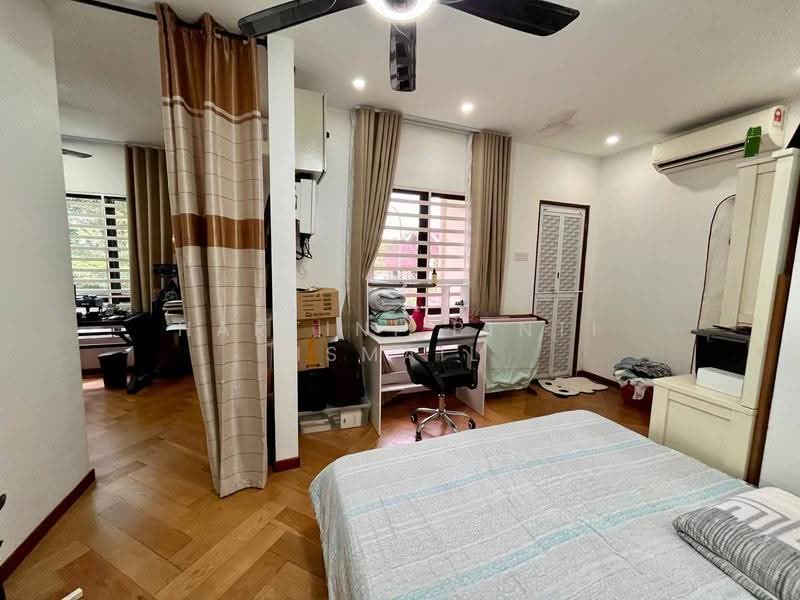 2-storey Terraced House for Sale in Shah Alam (Selangor) - Hartini Binti Ismail - Bedroom - PropertyGuru.com.my