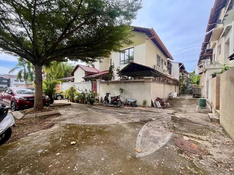 2-storey Terraced House for Sale in Shah Alam (Selangor) - Hartini Binti Ismail - Exterior - PropertyGuru.com.my