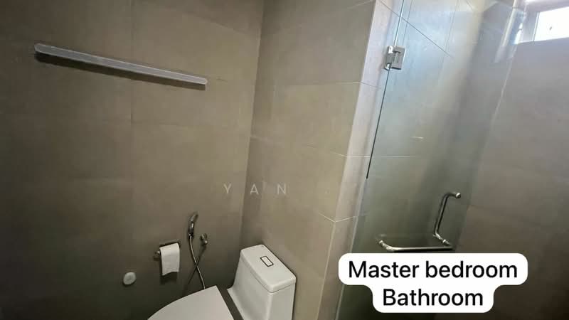 Condominium for Sale at Vivo Residential Suites - Yan . - Bathroom - PropertyGuru.com.my