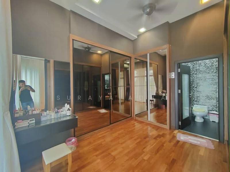 Bungalow House for Sale in Alor Setar (Kedah) - Suraya Adha - Master Bedroom - PropertyGuru.com.my