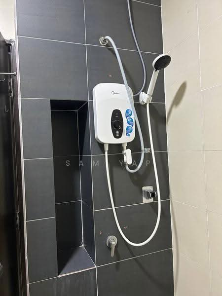 Pangsapuri untuk Disewa di Optimus Medini - Sam Yap - Bathroom - PropertyGuru.com.my