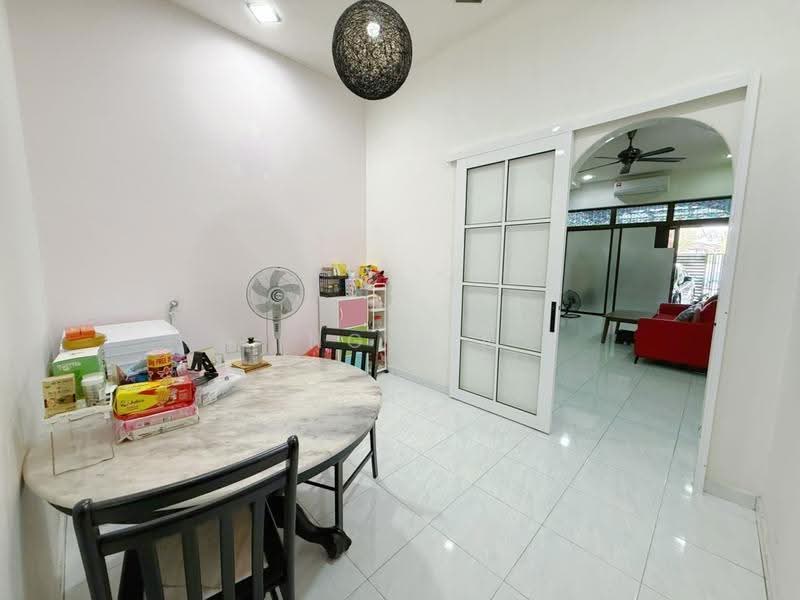 Rumah Teres 1-Tingkat untuk Dijual di Johor Bahru (Johor) - Ing Xin - Dining Room - PropertyGuru.com.my