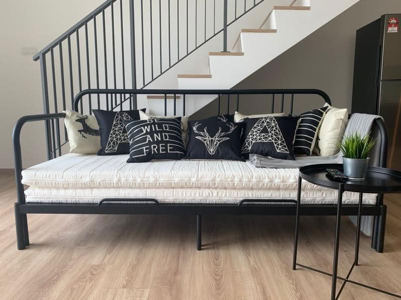 Kediaman Servis untuk Disewa di Emporis - Winson Ng - Living Room - PropertyGuru.com.my