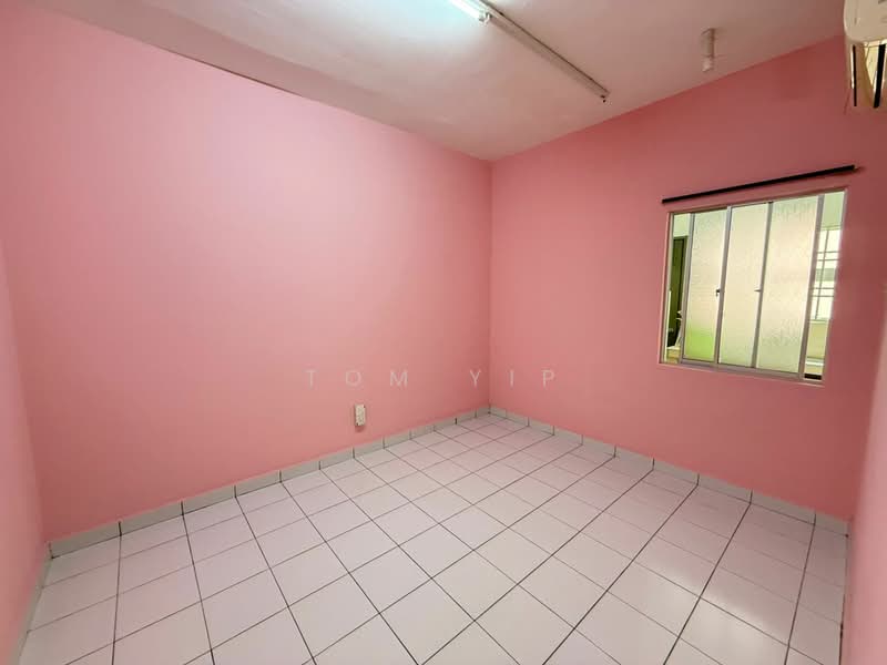 Rumah Teres 2-Tingkat untuk Dijual di Subang Bestari (Shah Alam) - Tom Yip - Interior - PropertyGuru.com.my