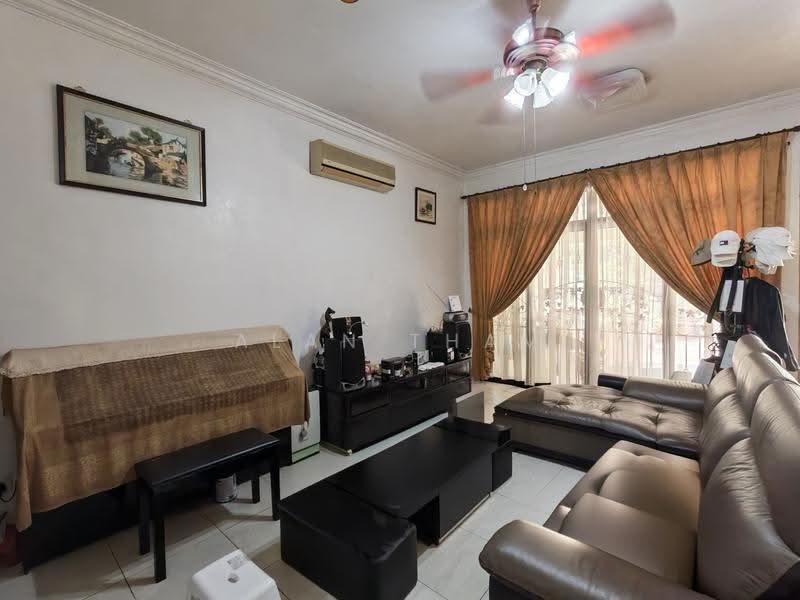2-storey Terraced House for Sale in Bandar Baru Permas Jaya (Permas Jaya) - Alan Tham - Living Room - PropertyGuru.com.my