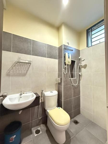 Rumah Teres 2-Tingkat untuk Disewa di Taman Mount Austin (Tebrau) - Grace Chiew - PropertyGuru.com.my