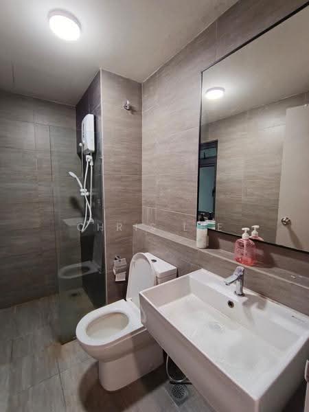 Kediaman Servis untuk Disewa di Maya Bay Residences @ Gamuda Cove - Chris Lee - Bathroom - PropertyGuru.com.my
