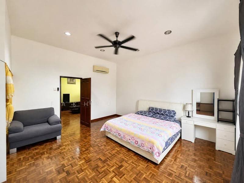 Rumah Teres 2-Tingkat untuk Dijual di Bandar Seri Alam (Masai) - Fakhrul Imlan - Bedroom - PropertyGuru.com.my