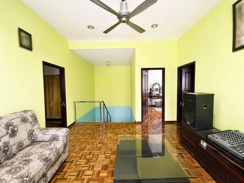 Rumah Teres 2-Tingkat untuk Dijual di Bandar Seri Alam (Masai) - Fakhrul Imlan - Living Room - PropertyGuru.com.my
