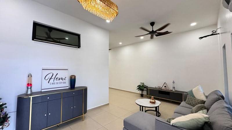 Rumah Teres 1-Tingkat untuk Dijual di Ujong Pasir (Melaka) - Mario Seet - Living Room - PropertyGuru.com.my