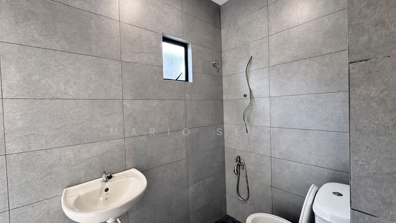 Rumah Teres 1-Tingkat untuk Dijual di Ujong Pasir (Melaka) - Mario Seet - Bathroom - PropertyGuru.com.my