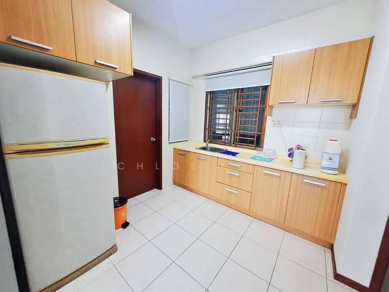 Pangsapuri untuk Disewa di Molek Pine 2 - Chloe Lai - Kitchen - PropertyGuru.com.my