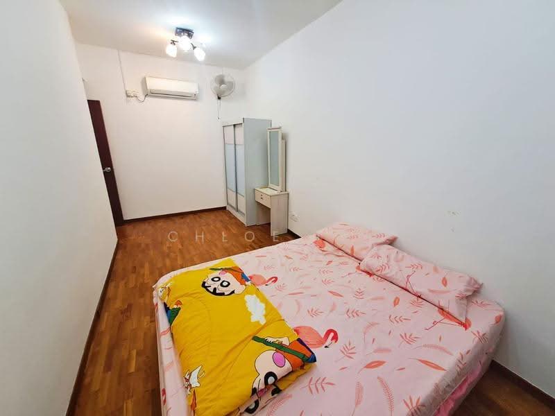 Pangsapuri untuk Disewa di Molek Pine 2 - Chloe Lai - Bedroom - PropertyGuru.com.my