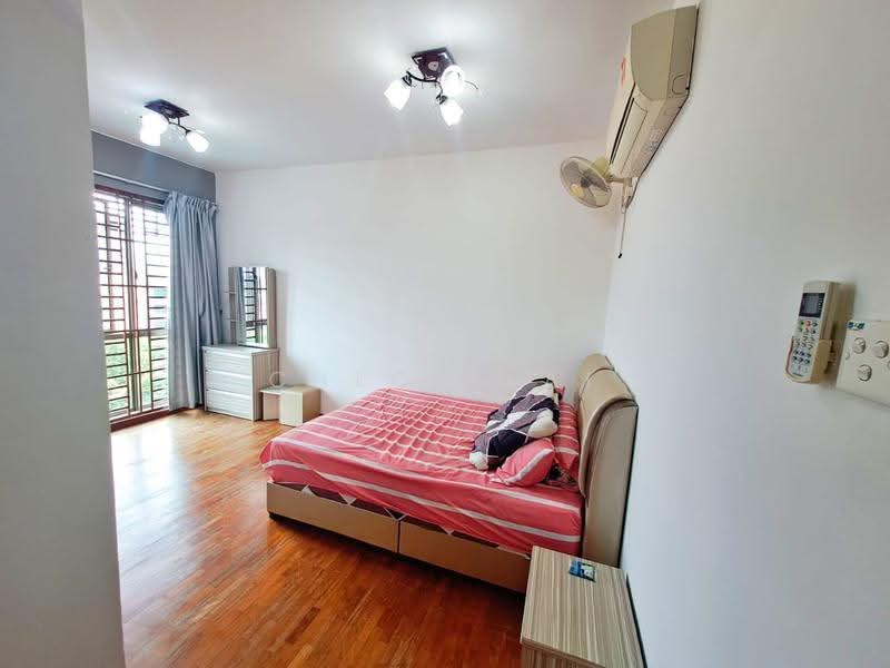 Pangsapuri untuk Disewa di Molek Pine 2 - Chloe Lai - Bedroom - PropertyGuru.com.my