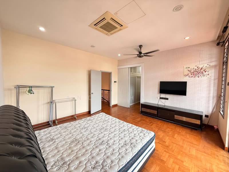 Rumah Teres 2-Tingkat untuk Dijual di Taman Pelangi Indah (Ulu Tiram) - Andy Chan - PropertyGuru.com.my