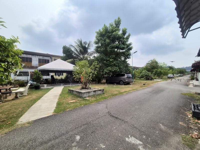 Rumah Teres 1-Tingkat untuk Dijual di Taman Petaling (Klang) - Keyn Aziz - PropertyGuru.com.my